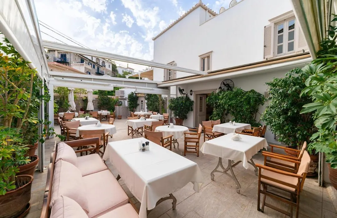Angelica Traditional Boutique Hotel-1