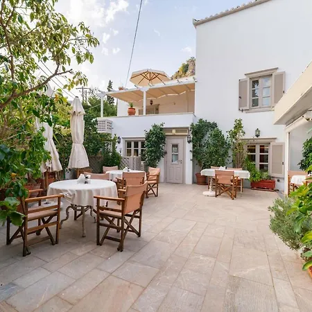Angelica Traditional Boutique Hotel-3